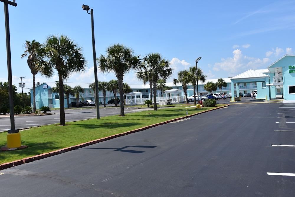 Destin Inn & Suites Bagian luar foto