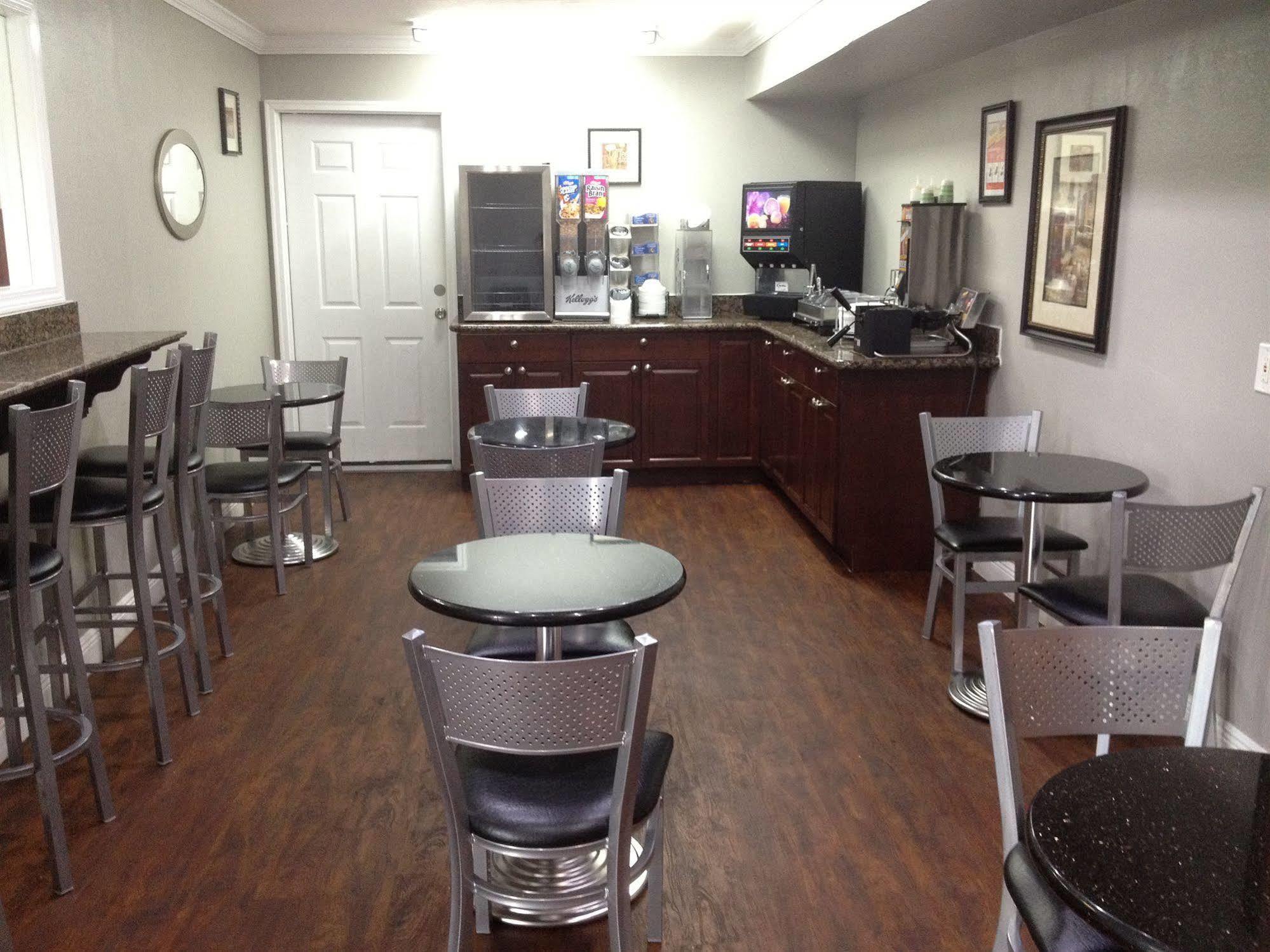 Destin Inn & Suites Bagian luar foto